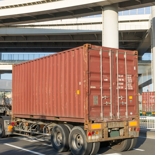 大阪市内で活躍する軽貨物のドライバーとして高収入を稼ぐことが可能です